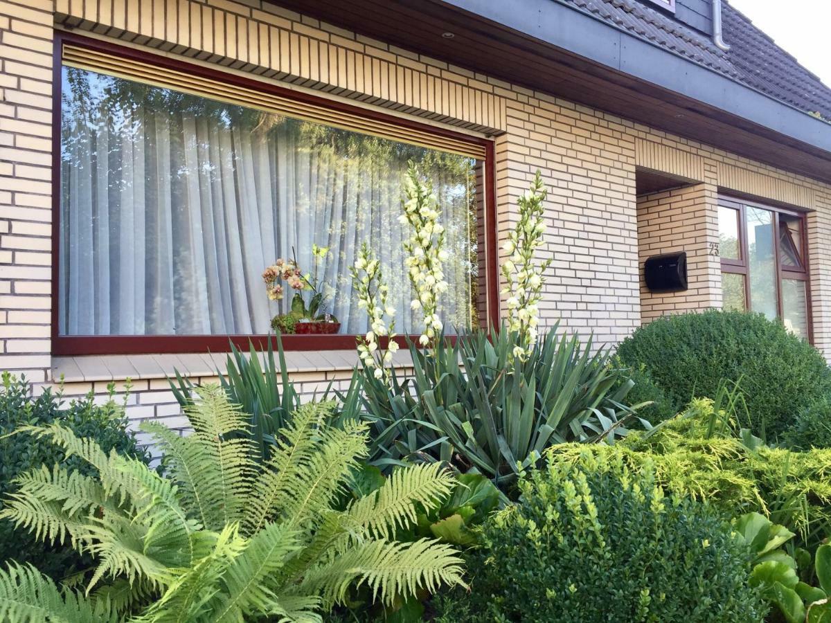 Apartamento Haus Am Heidebeck Scharbeutz Exterior foto