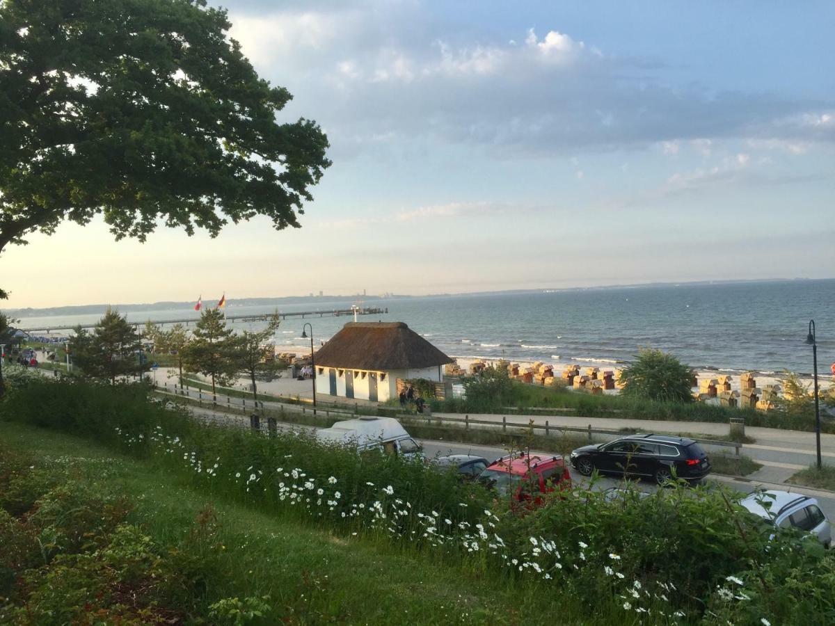 Apartamento Haus Am Heidebeck Scharbeutz Exterior foto
